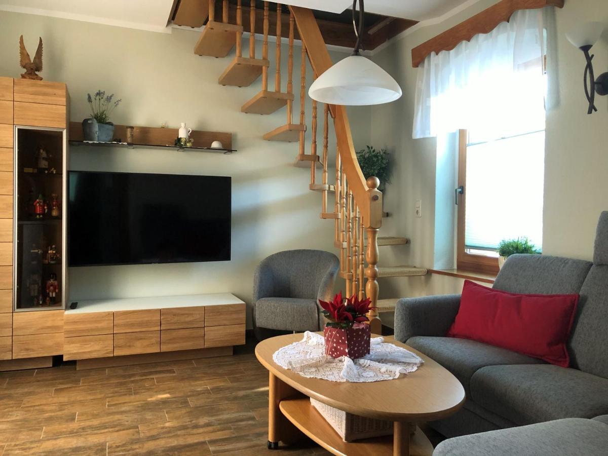 Ferienhaus Erzgebirge "An Der Trebe" Mit Kamin Und Sauna Neuhausen/Erzgeb. Kültér fotó